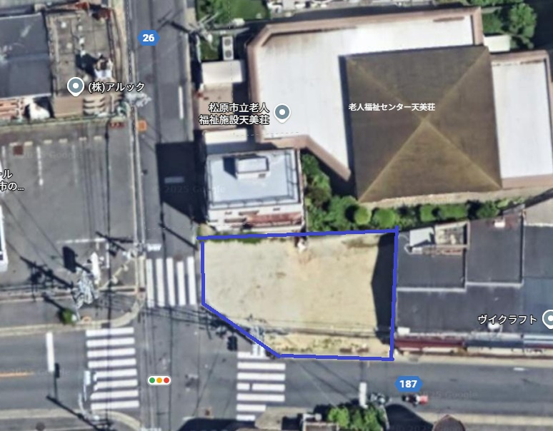 松原市天美東　ロードサイド角地の地図