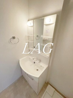 【洗面所】 | コンフォートルミナスＡ | 洗面台です。