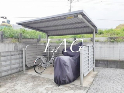 【その他共用部分】 | ベルメゾン | 駐輪場です。