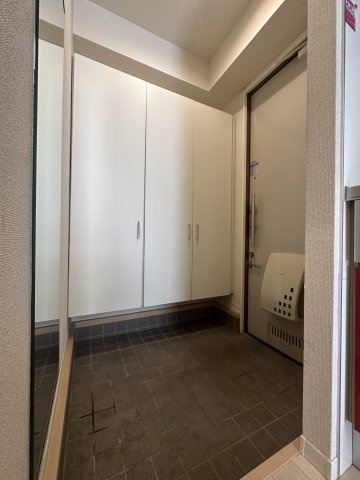 川崎市麻生区高石３丁目の賃貸マンションの玄関|別部屋参考