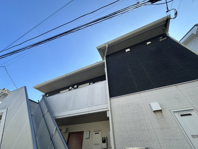 川崎市麻生区高石３丁目の賃貸マンションの外観