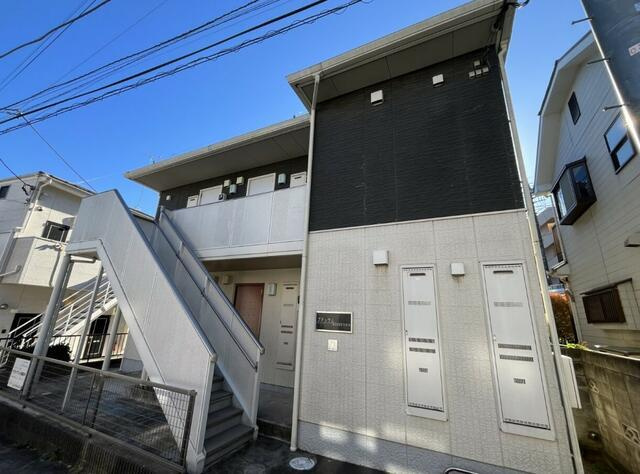 川崎市麻生区高石３丁目の賃貸マンションの外観
