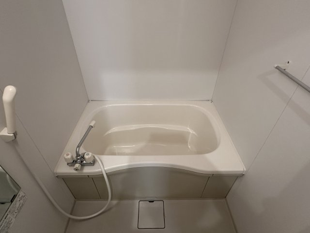 川崎市麻生区高石３丁目の賃貸マンションの浴室|別部屋参考