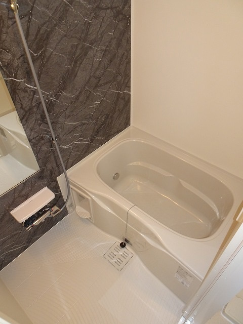 BLESS 青砥　Bの浴室