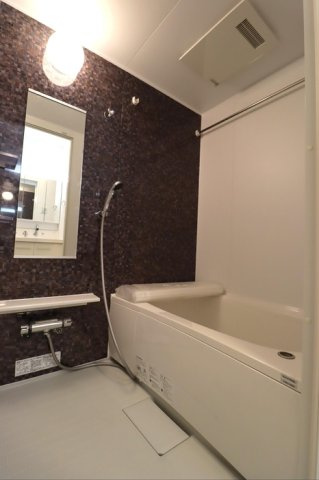 エクセリア中村北の浴室