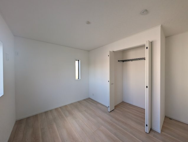 【洋室】 | クレイドルガーデン高崎市箕郷町白川第2ー①