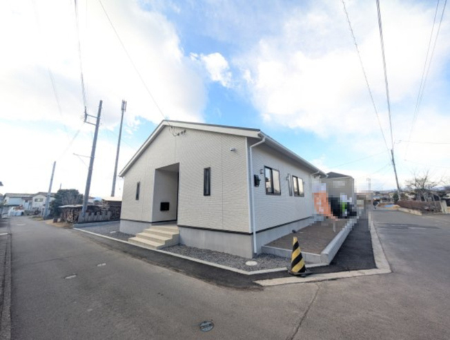 【前面道路含む現地写真】 | クレイドルガーデン高崎市箕郷町白川第2ー⑥