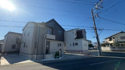 【前面道路含む現地写真】 | 海老名市国分寺台1丁目 新築戸建 全2棟