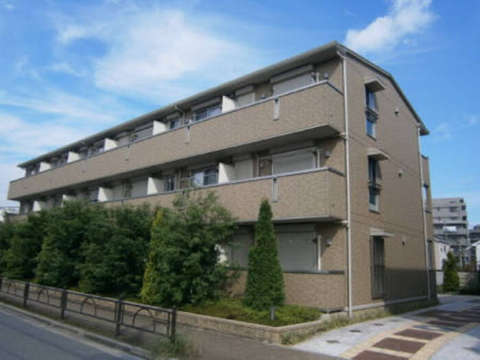 フェアレーン高野台Ⅱの外観