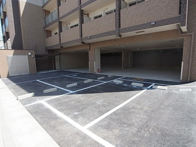 【駐車場】 | KMS新生水木通 | 敷地内駐車場