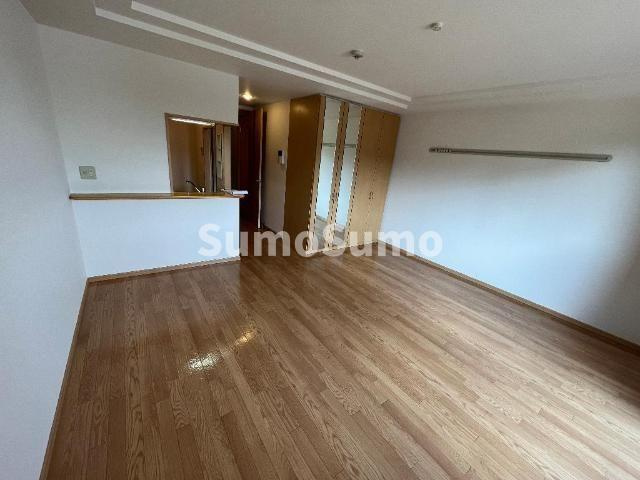 Ｗｅｓｔ Ｈｉｌｌｓ 壱番館の居間・リビング|ゆったり過ごせるリビングです