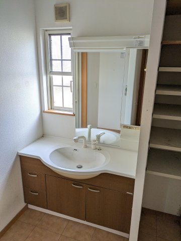 【独立洗面台】 | 大網白里市季美の森南2丁目　中古戸建