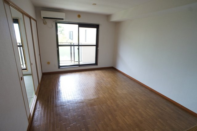 アルヴェレット【当社管理物件】の居間・リビング|リビング