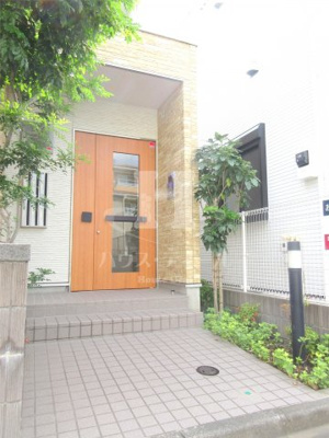 【エントランス】 | リブリ・メジュール | 毎日通るエントランスはこのようになっています