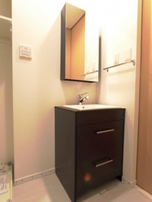 【洗面所】 | リブリ・メジュール | 広い洗面スペース