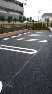【駐車場】