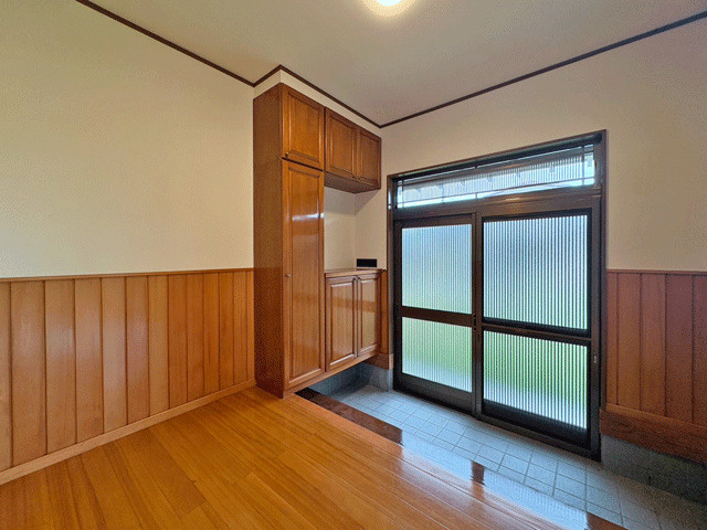 七ヶ浜町境山2丁目　広々9DK住宅♪の玄関