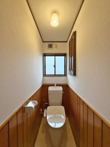 七ヶ浜町境山2丁目　広々9DK住宅♪のトイレ