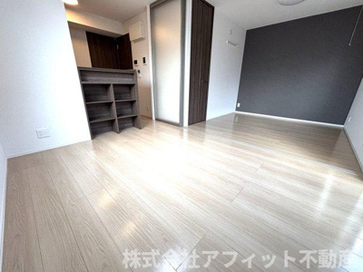 【居間・リビング】 | コーポ藤原Ⅵ | LDK9.1帖