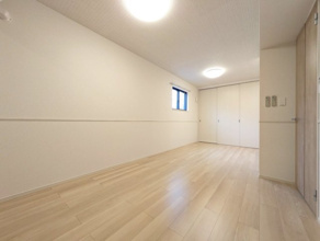 【居間・リビング】 | ※同タイプの写真となります。