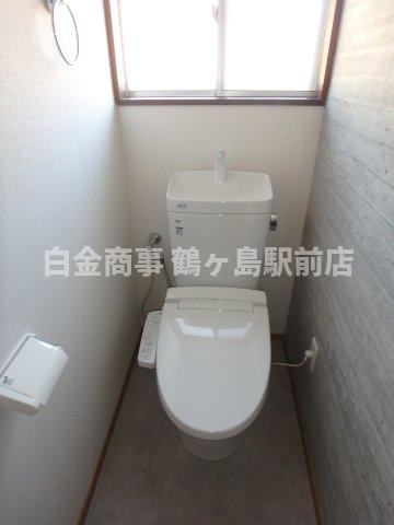HMH坂戸市中富町中古戸建のトイレ