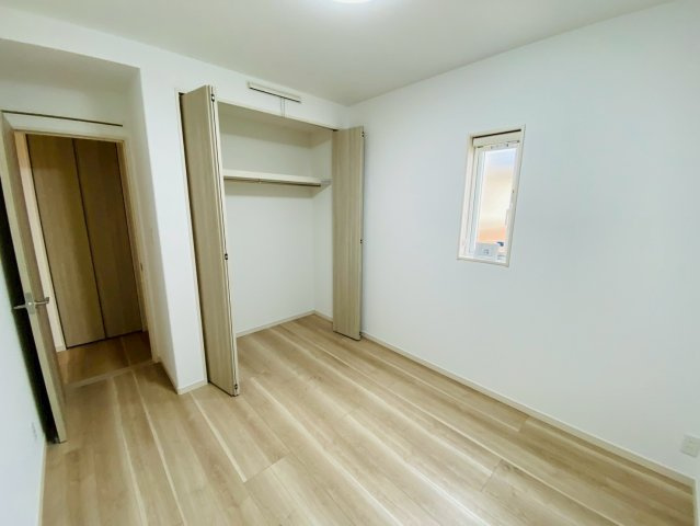 中古戸建　ナリタリンクスプレイス　２６号の洋室