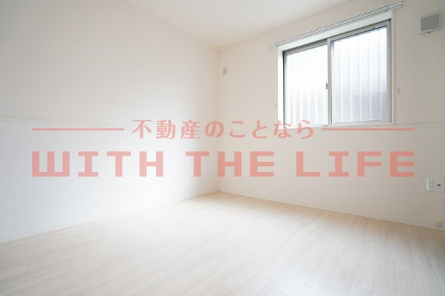 グランディール中広Ⅱ【10,000円キャッシュバック対象物件】の洋室|使い勝手のいい洋室です