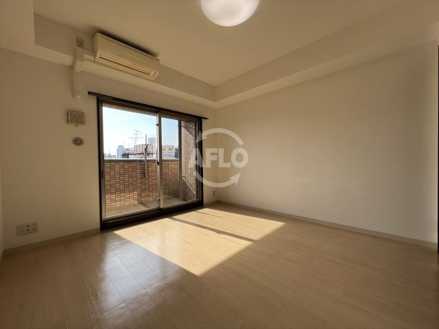 プレジオ都島の居間・リビング|プレジオ都島　洋室