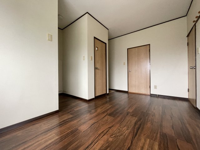 まるみハイツの洋室