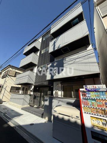 京橋オリエンタルキューブの外観