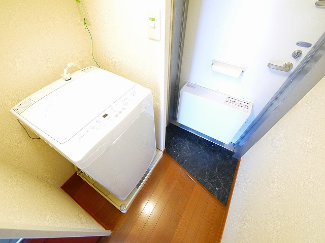 レオパレスパレモⅡの玄関|玄関です