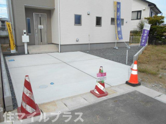 【駐車場】 | 郡山市安積町南長久保1丁目新築一戸建て3棟 | 駐車スペースもあります