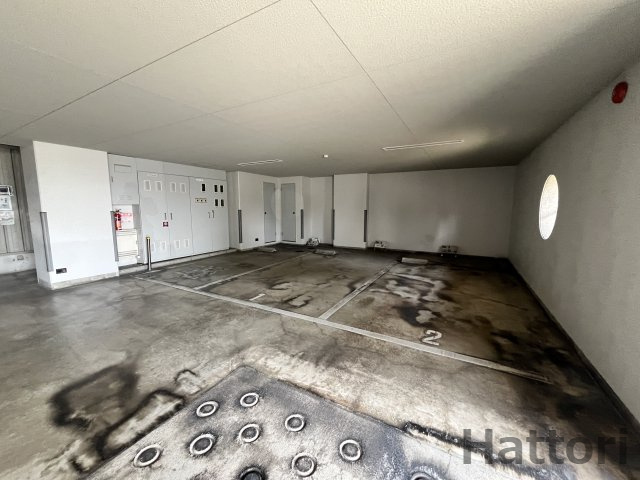 フェニックス穂波の駐車場