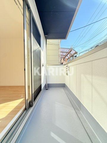 京橋オリエンタルキューブのバルコニー