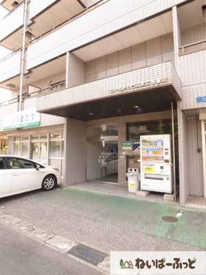 【エントランス】 | フィールドハウス末広　弐番館 | お引越しが今から楽しみなお部屋ですね！