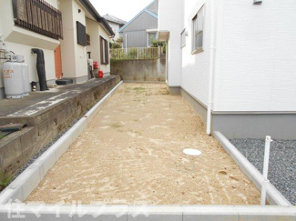 【庭】 | 郡山市安積町南長久保1丁目新築一戸建て3棟 | お庭が付いています