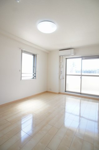 フェニックスの居間・リビング