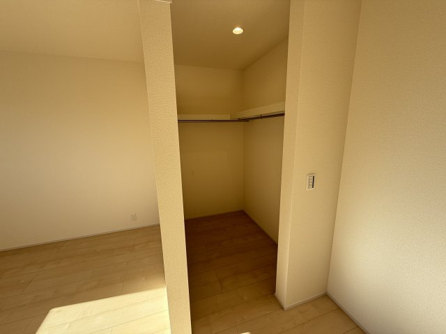 リーブルガーデンＳ第11　前橋市富士見町時沢　1号棟の収納|2階洋室１収納　
ウォークインクローゼットです♪