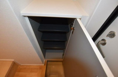 【玄関】 | テラスハウス大和町 | シューズボックス完備。