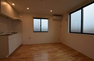 【居間・リビング】 | テラスハウス大和町 | 8帖のきれいなLDK。