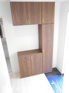 【玄関】 | 郡山市安積町南長久保1丁目新築一戸建て3棟 | きれいな玄関です