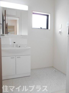 【独立洗面台】 | 郡山市安積町南長久保1丁目新築一戸建て3棟 | 独立洗面台です