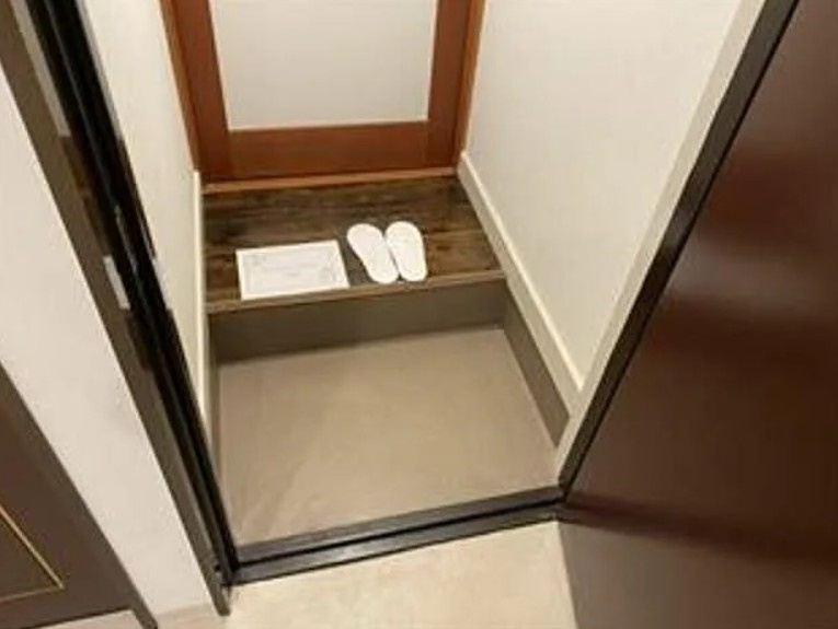 パペーテ桜橋の玄関