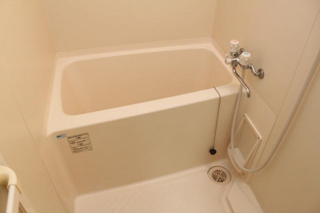 マサコウビルの浴室