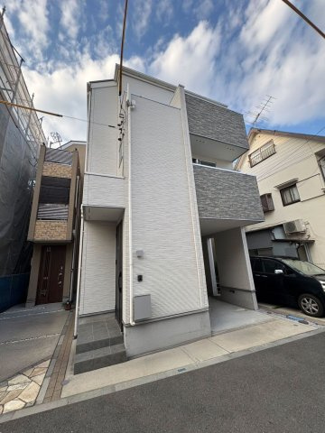 文京区大塚5丁目　中古戸建の外観|現地写真

資料請求などお気軽にお問い合わせ下さい！
03-5990-5201