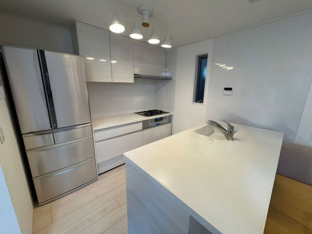 文京区大塚5丁目　中古戸建のキッチン|現地写真

資料請求などお気軽にお問い合わせ下さい！
03-5990-5201