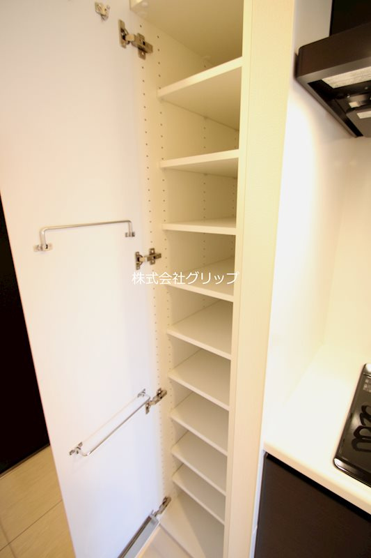 メインステージ横濱鶴見の収納