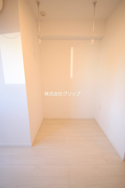 メインステージ横濱鶴見の洋室