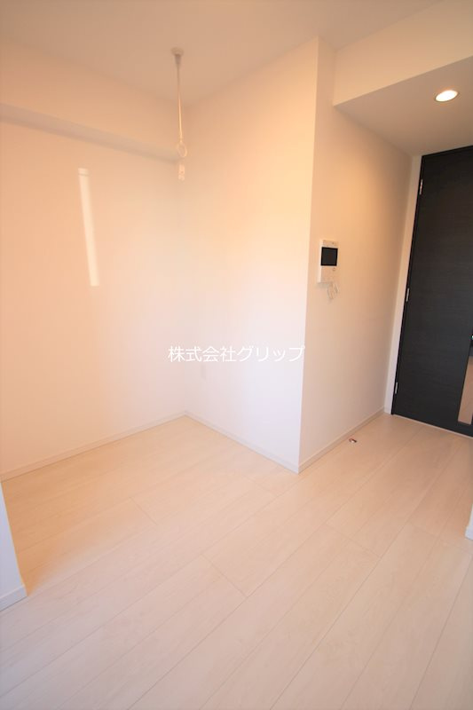 メインステージ横濱鶴見の洋室