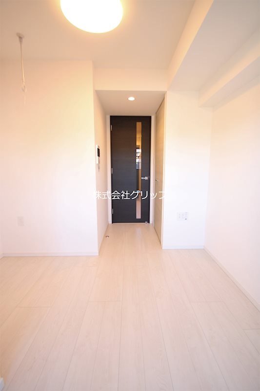 メインステージ横濱鶴見の居間・リビング